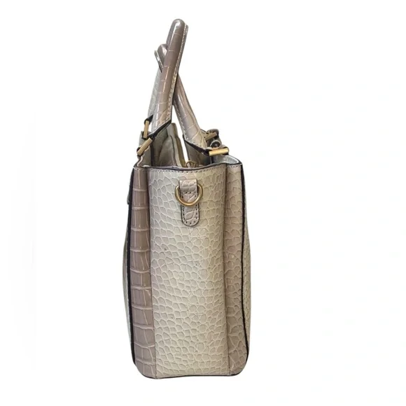 *NWOT* GUESS G James Girlfriend Beige Ombre Crocodile Embossed Satchel - Picture 5 of 12